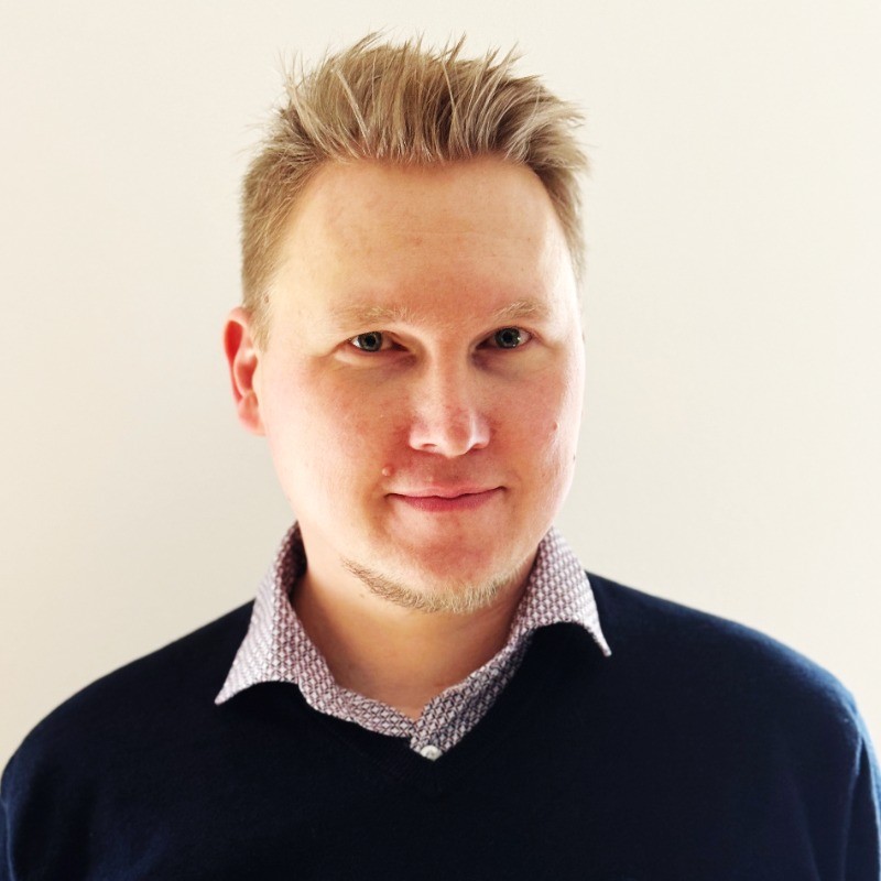 Porträt von Christian Heimke - IT-Trainer, Software-Architekt und AI-Engineer